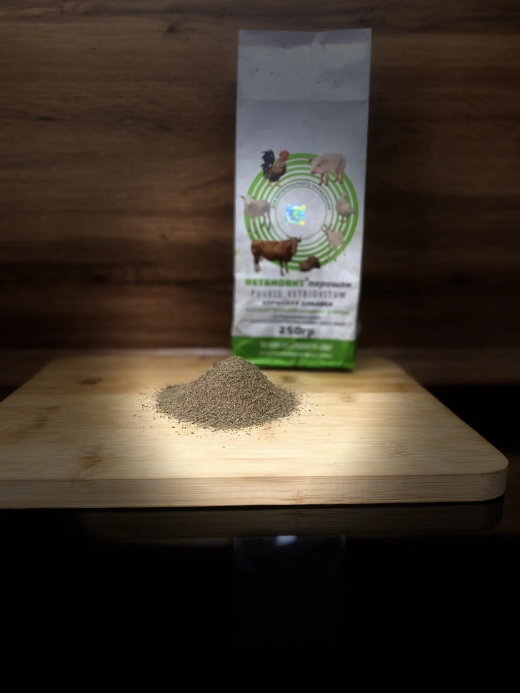 Ветбиовит, кормовая добавка с витаминами, минералами, микроэлементами для с/х жив., птиц и пушных зверей, 250 гр.