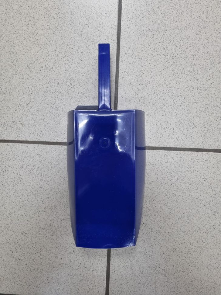 Suevia Совок для корма 1 кг с ручкой снаружи, пластик арт. 222