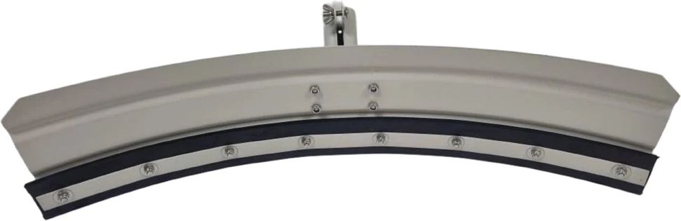 Скребок для твердого и жидкого навоза, полукруглый 66  х 15 см, резина 7,5 см толщиной, Китай